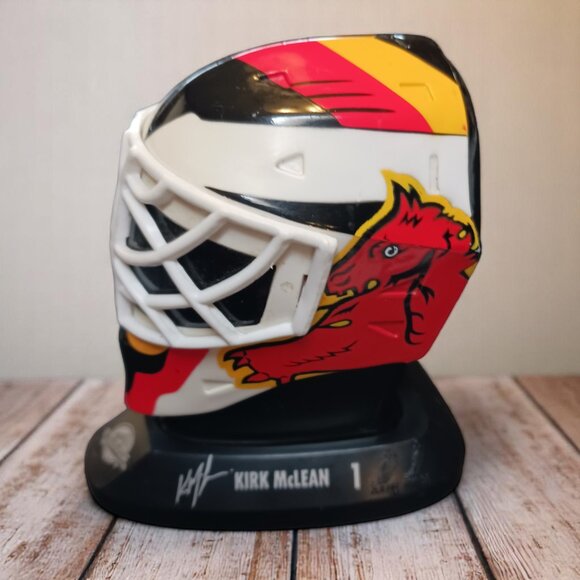 1996 Kirk McLean Canucks Mini Goalie Mask – McDonald’s NHL Vancouver Exclusive - Picture 1 of 6
